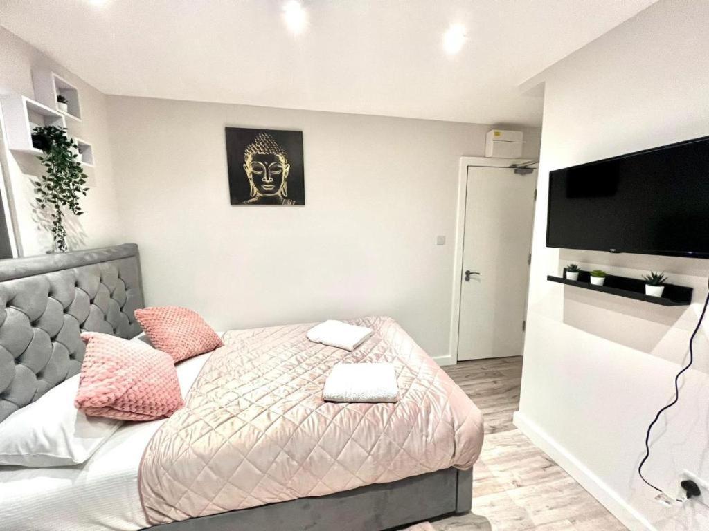 Heathrow Guest House - Oakway Feltham Kültér fotó